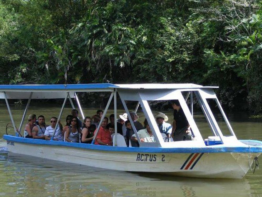 Costa Rica Jungle Cruise